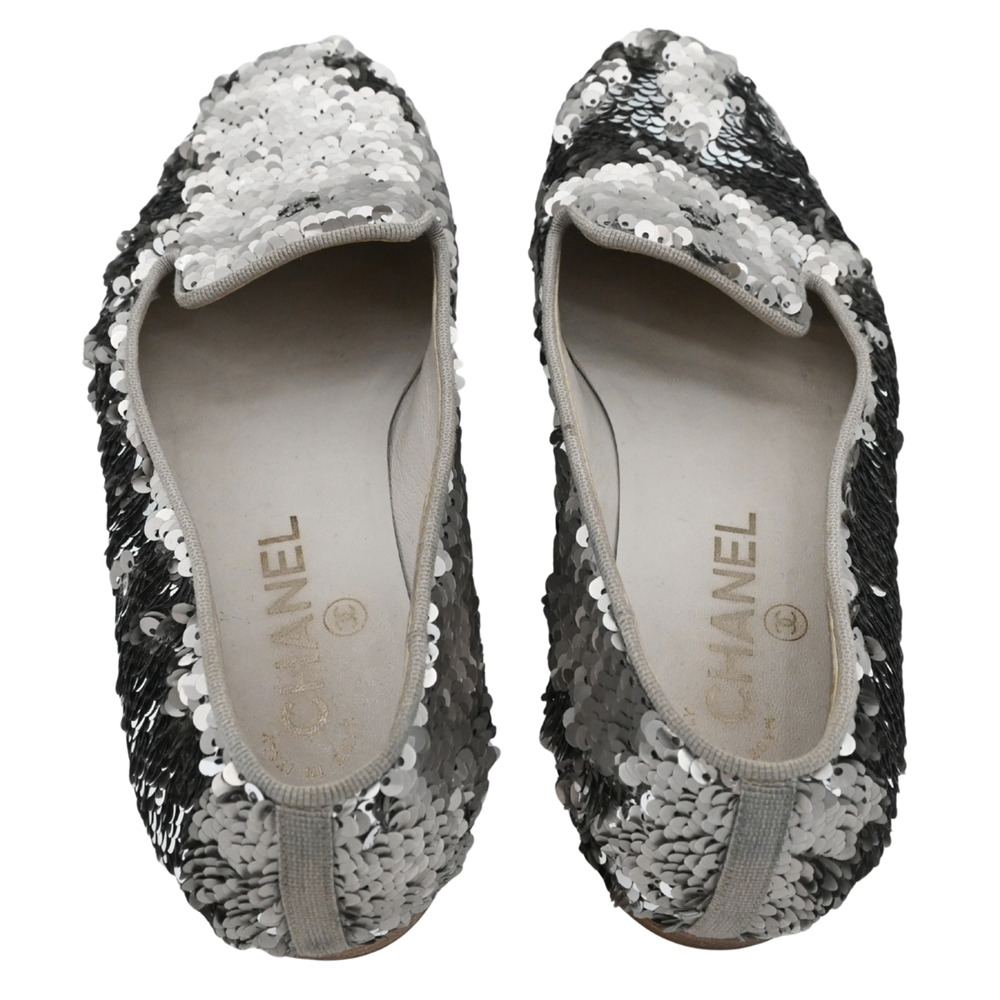 CHANEL Silver Sequin Loafers Estimated Size 7 - Picture 4 of 16